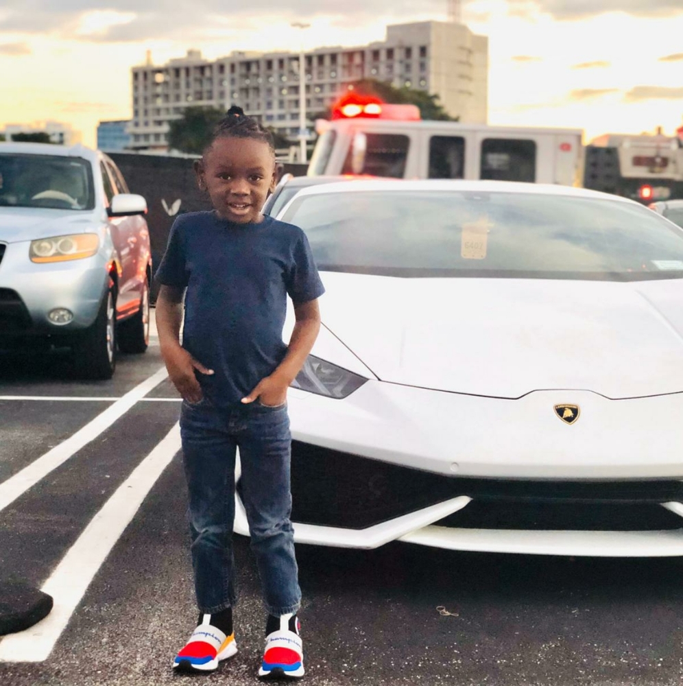 Meet your Posher, Porsche